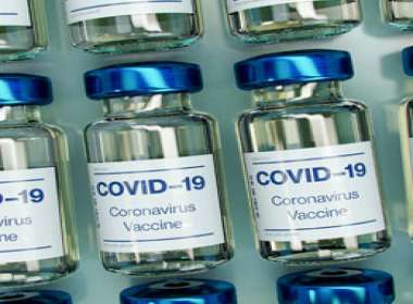 Covid-19 approvate dal Parlamento le linee guida del piano strategico sui vaccini anti-Covid